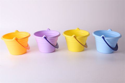 Beach soft rubber bucket beach toys