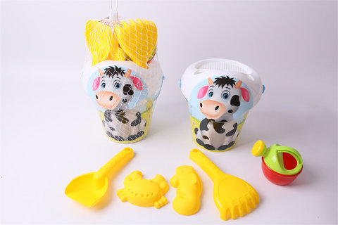 Beach Cow Bucket 7-Piece Beach Toy Set
