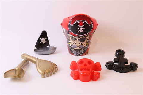 Pirate Hat Bucket 7-Piece Beach Toy Set