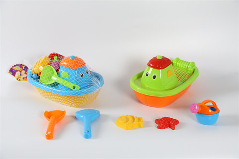 Beach boats, beach toys
