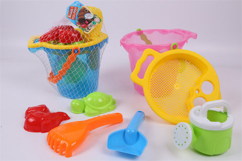 Beach bucket beach toys
