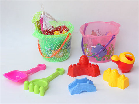 Beach bucket beach toys