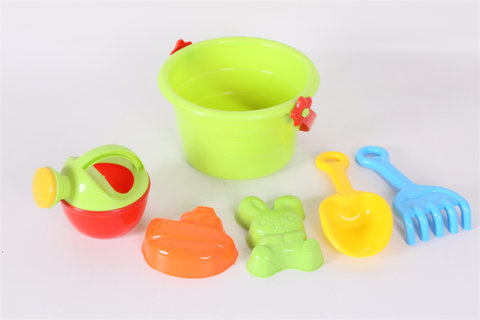Beach bucket beach toys