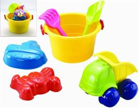 Beach bucket beach toys