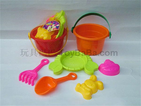 Beach bucket beach toys