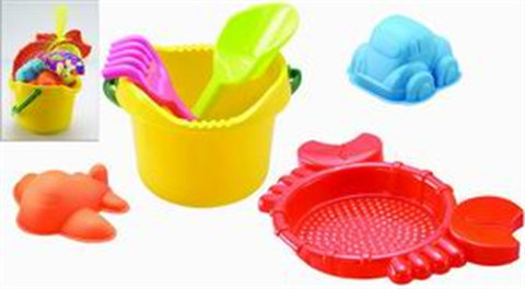 Beach bucket beach toys