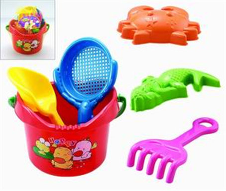 Beach bucket beach toys