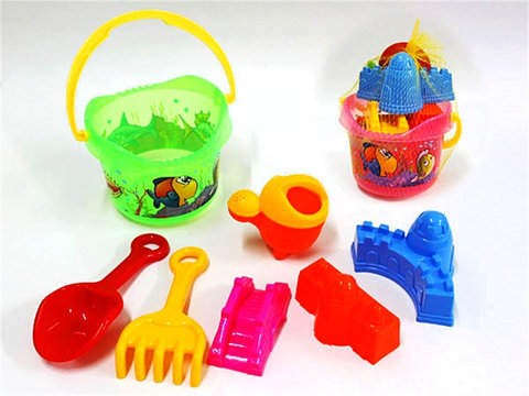 Beach bucket beach toys