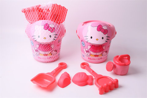 Hello Kitty bucket 7-piece beach toys
