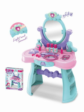 Lights, sounds, dressing table