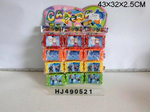 3D cartoon camera ice and snow