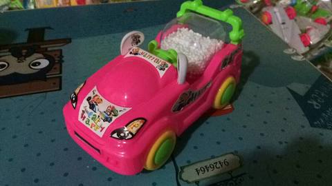 Pull cable snowflake cartoon happy car