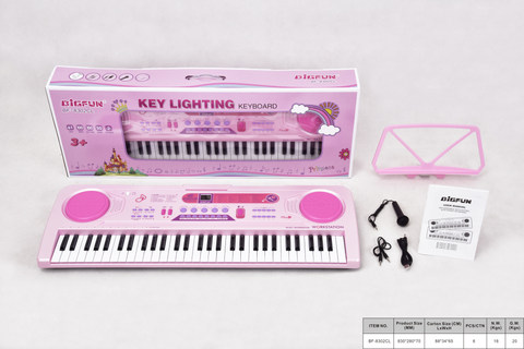 61-button electronic organ with microphone/audio cable/USB power cord/manual/piano score stand