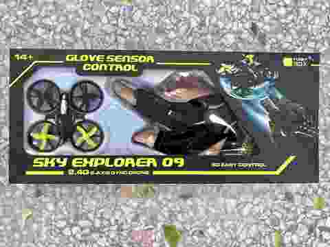 Finger remote control mini quadcopter\Children's toy aircraft\Mini quadcopter\Cross-border e-commerce