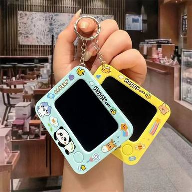 Key chain flat plate toy