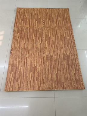 Deepwoodgrainandlightwoodgrain