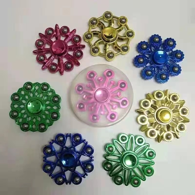 8-bead fingertip gyroscope