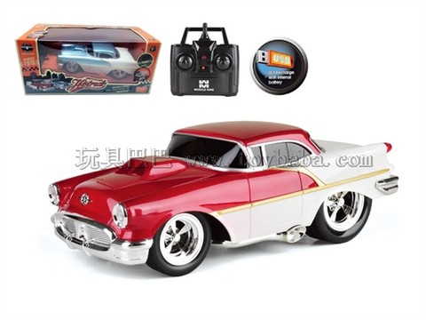Remote control car 2.4G four-way USB built-in battery remote control muscle modified car 1:16