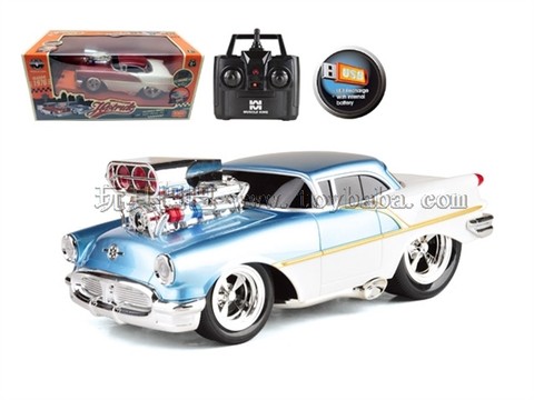 Remote control car 2.4G four-way USB built-in battery remote control muscle modified car 1:16