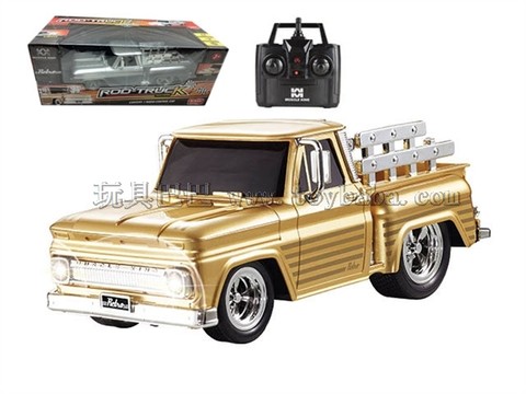 Remote control car 2.4G four-way remote control muscle modified truck 1:14