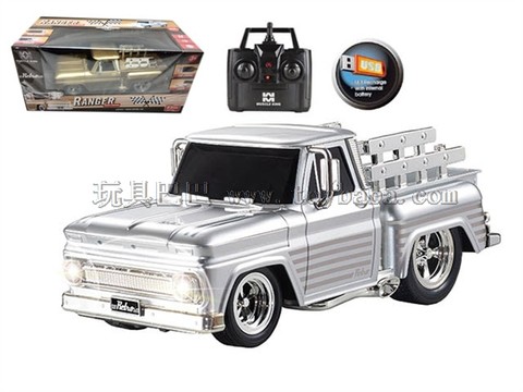 Remote control car 2.4G four-way USB built-in battery remote control muscle modified truck 1:14