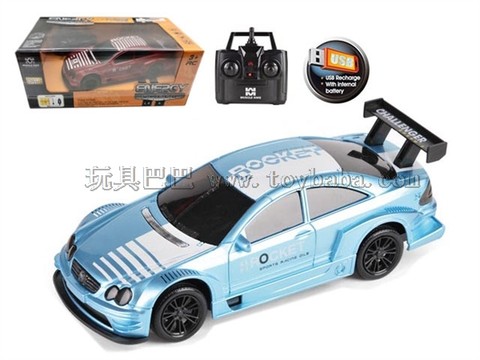 Remote control car 2.4G four-way USB charging remote control modified muscle car (headlight) 1:18