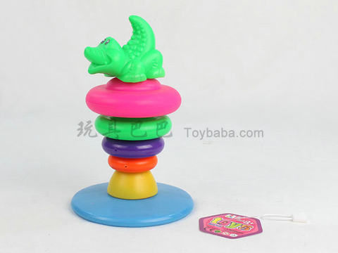 Trophy shaped ring (alligator)