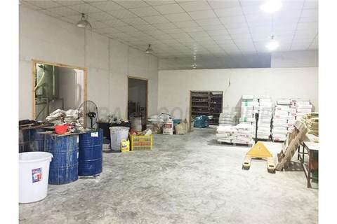 Materials, colors, molds of rubber-lined toy processing factory