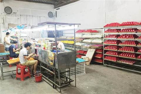 Paint production workshop of rubber-lined toy processing factory