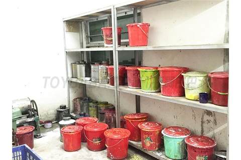 Materials, colors, molds of rubber-lined toy processing factory