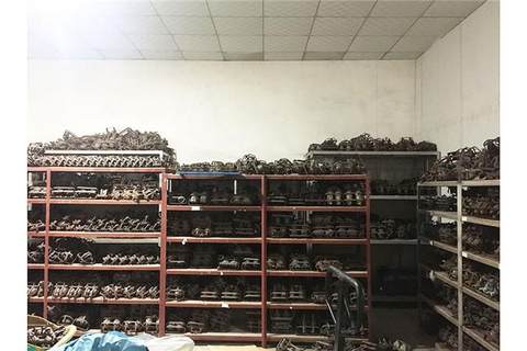 Materials, colors, molds of rubber-lined toy processing factory