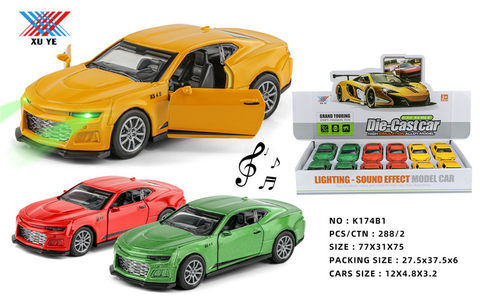 1:32 return force alloy car bumblebee open the door return force light and music (12 pieces)