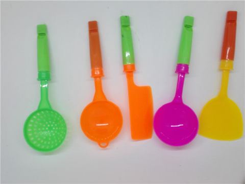 Kitchenware, whistle, sugar, toys, gifts, small toys