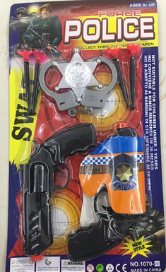 Double revolvers + hand buckles + five-pointed stars