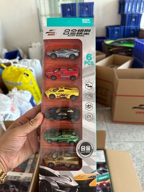 Pull back 6-piece alloy cars